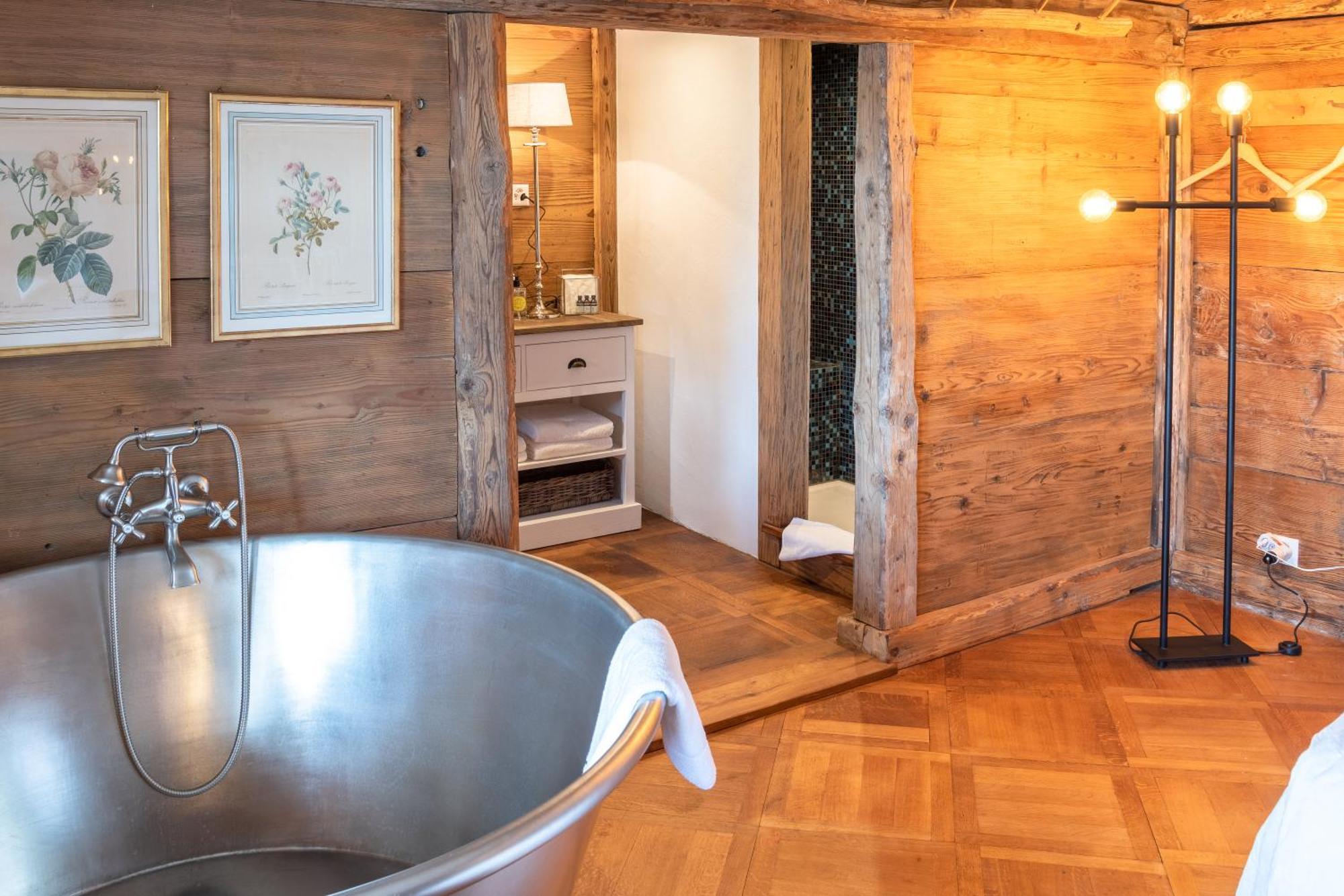 Keiser'S Kammer Meisterschwanden Bagian luar foto